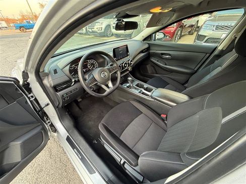 Used 2020 Nissan Sentra SV image 19