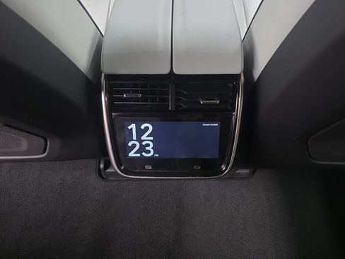 Used 2025 Rivian R1S Adventure Dual AWD/4WD image 30