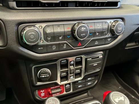 New 2025 Jeep Wrangler Unlimited Sport AWD/4WD image 17