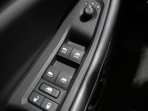 Used 2022 Jeep Grand Cherokee L Laredo w/ Luxury Tech Group I AWD/4WD image 14