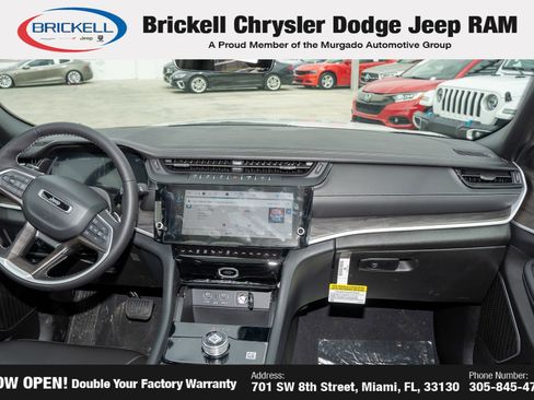 New 2026 Jeep Grand Cherokee Limited w/ Limited Altitude Package image 21