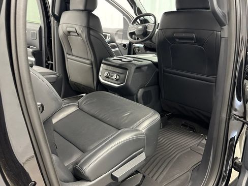 Used 2025 Ford Expedition Max Platinum w/ Stealth Performance Package AWD/4WD image 35