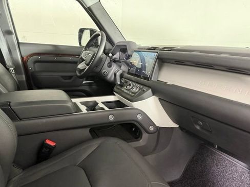 Certified 2025 Land Rover Defender 130 S AWD/4WD image 32