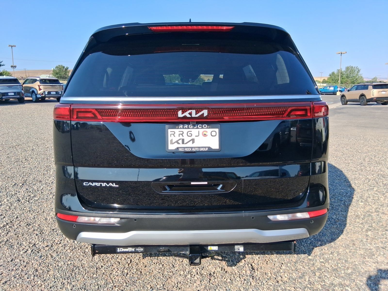 Used 2024 Kia Carnival EX FWD image 13
