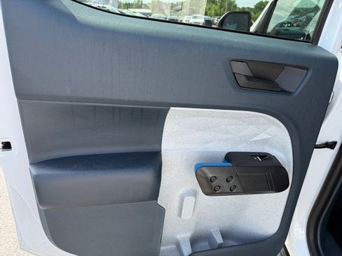 Certified 2025 Ford Maverick XLT FWD image 28