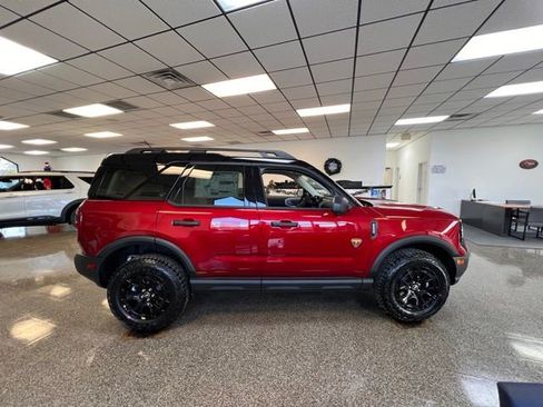 New 2025 Ford Bronco Sport Badlands w/ Sasquatch Badlands Package AWD/4WD image 3