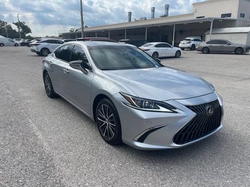 Used 2025 Lexus ES 300h w/ Premium Package FWD image 1