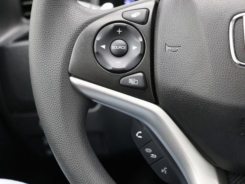 Used 2018 Honda Fit EX image 19