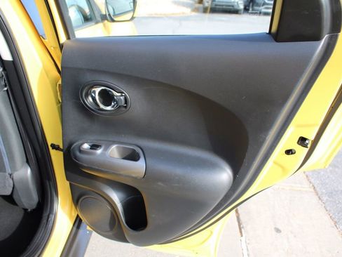 Used 2016 Nissan Juke S image 21