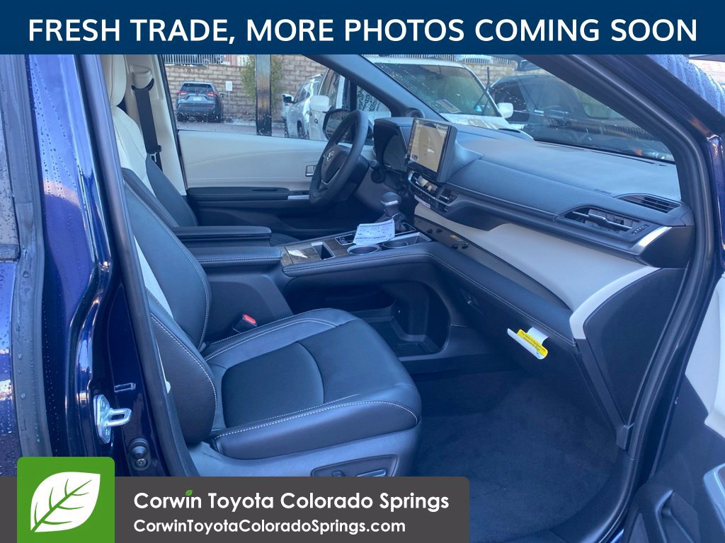 Used 2026 Toyota Sienna Platinum AWD/4WD image 10