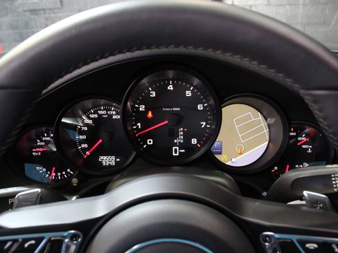 Used 2017 Porsche 911 Carrera image 46