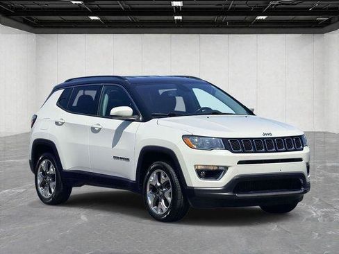 Certified 2020 Jeep Compass Limited AWD/4WD image 3