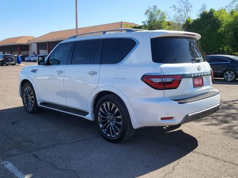 Used 2022 Nissan Armada Platinum w/ Captain's Chairs Package RWD image 6
