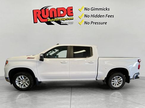 Used 2025 Chevrolet Silverado 1500 LT AWD/4WD image 3