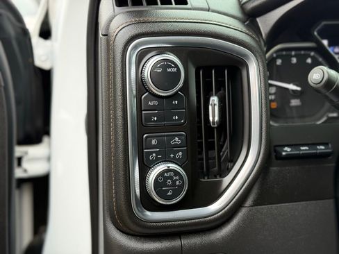 Used 2021 GMC Sierra 1500 AT4 w/ AT4 Value Package AWD/4WD image 29