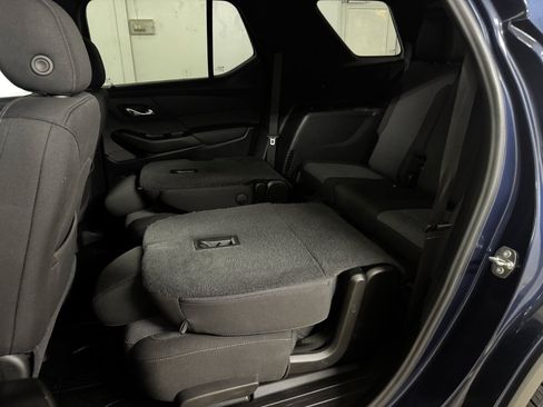 Used 2023 Chevrolet Traverse LT AWD/4WD image 53