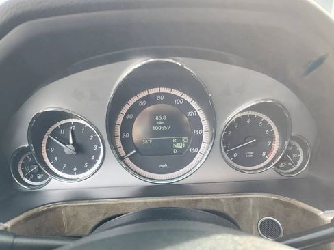 Used 2010 Mercedes-Benz E 350 4MATIC Sedan image 20