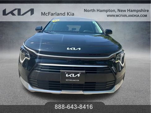 Used 2023 Kia Niro LX FWD image 9