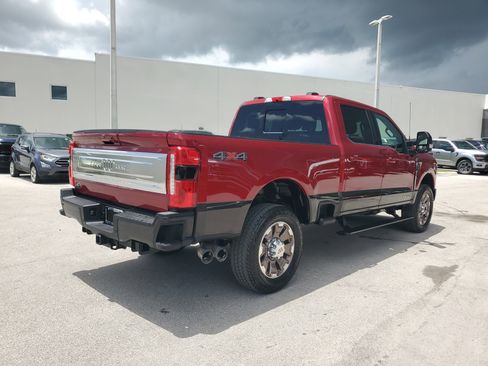 Used 2025 Ford F350 King Ranch image 5
