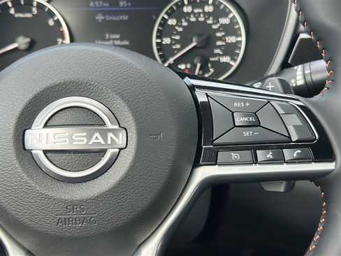 Used 2025 Nissan Altima 2.5 SR w/ SR Premium Package FWD image 27