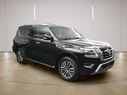 Used 2024 Nissan Armada SL w/ Captain's Chairs Package AWD/4WD image 1