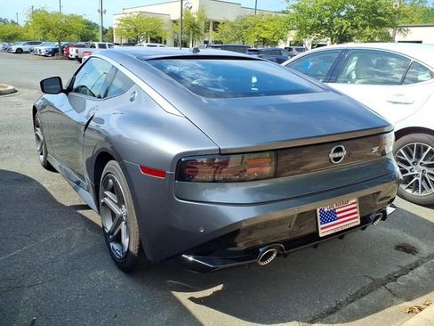 Used 2025 Nissan Z Sport w/ Floor Mat Package RWD image 6
