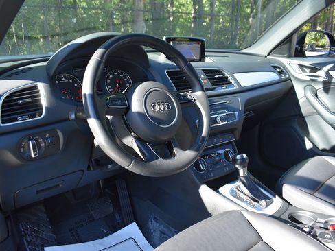 Used 2018 Audi Q3 2.0T Premium image 21