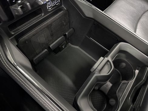 Used 2024 RAM 2500 Limited image 37