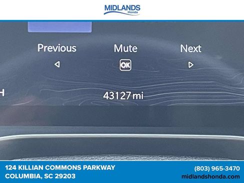 Used 2024 Jeep Grand Cherokee Laredo RWD image 19