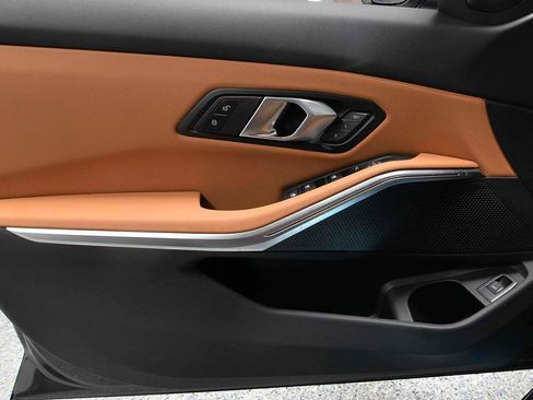 Used 2025 BMW 330i Sedan w/ Convenience Package image 6