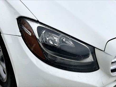 Certified 2017 Mercedes-Benz C 300 4MATIC Sedan image 28