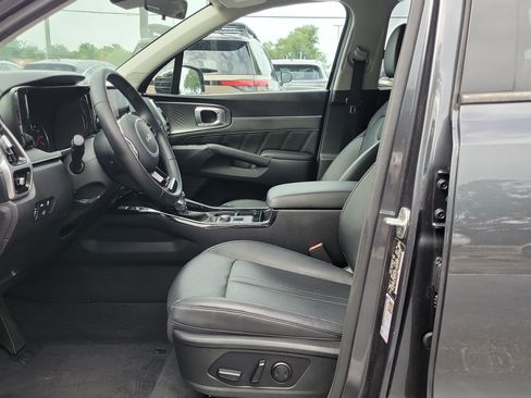 Used 2022 Kia Sorento SX FWD image 19