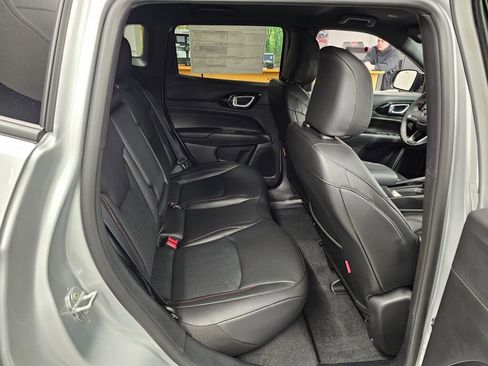 New 2026 Jeep Compass Trailhawk image 13