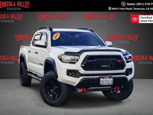 Used 2022 Toyota Tacoma TRD Off-Road image 1