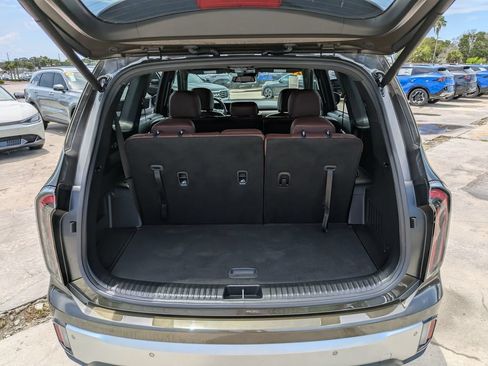 Used 2024 Kia Telluride EX FWD image 12