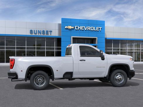 New 2026 Chevrolet Silverado 3500 W/T image 5