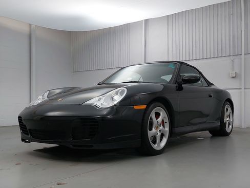 Used 2004 Porsche 911 Carrera 4S image 1
