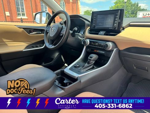 Used 2020 Toyota RAV4 XLE w/ Convenience Package AWD/4WD image 28