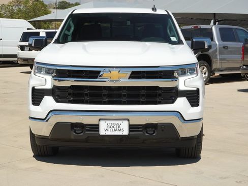 Used 2025 Chevrolet Silverado 1500 LT w/ Safety Package AWD/4WD image 8