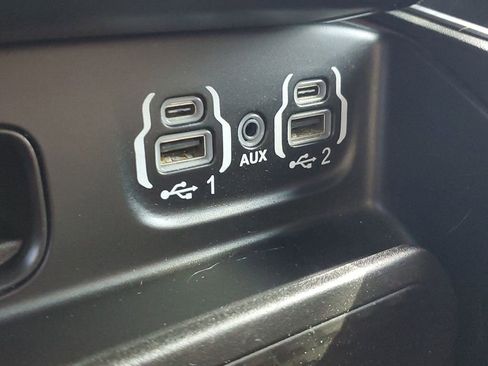 Used 2023 RAM 1500 Big Horn image 33