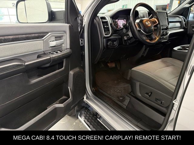 Used 2022 RAM 3500 Big Horn w/ Level C Equiment Group AWD/4WD image 10