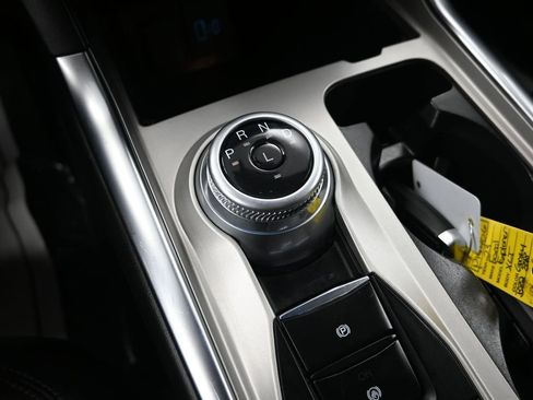 Used 2023 Ford Explorer XLT w/ Equipment Group 202A AWD/4WD image 23