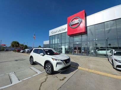 Used 2023 Nissan Rogue SV