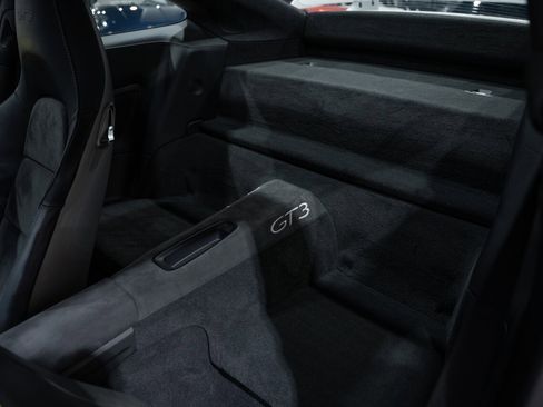 Used 2016 Porsche 911 GT3 image 21