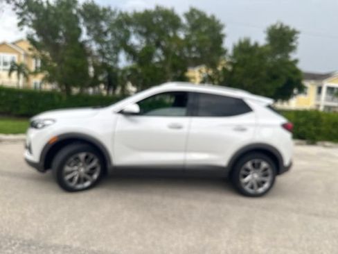 Used 2023 Buick Encore GX Essence w/ Advanced Technology Package AWD/4WD image 3