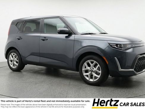 Used 2025 Kia Soul LX w/ LX Technology Package image 1
