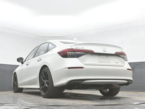 Used 2025 Honda Civic Sport image 32