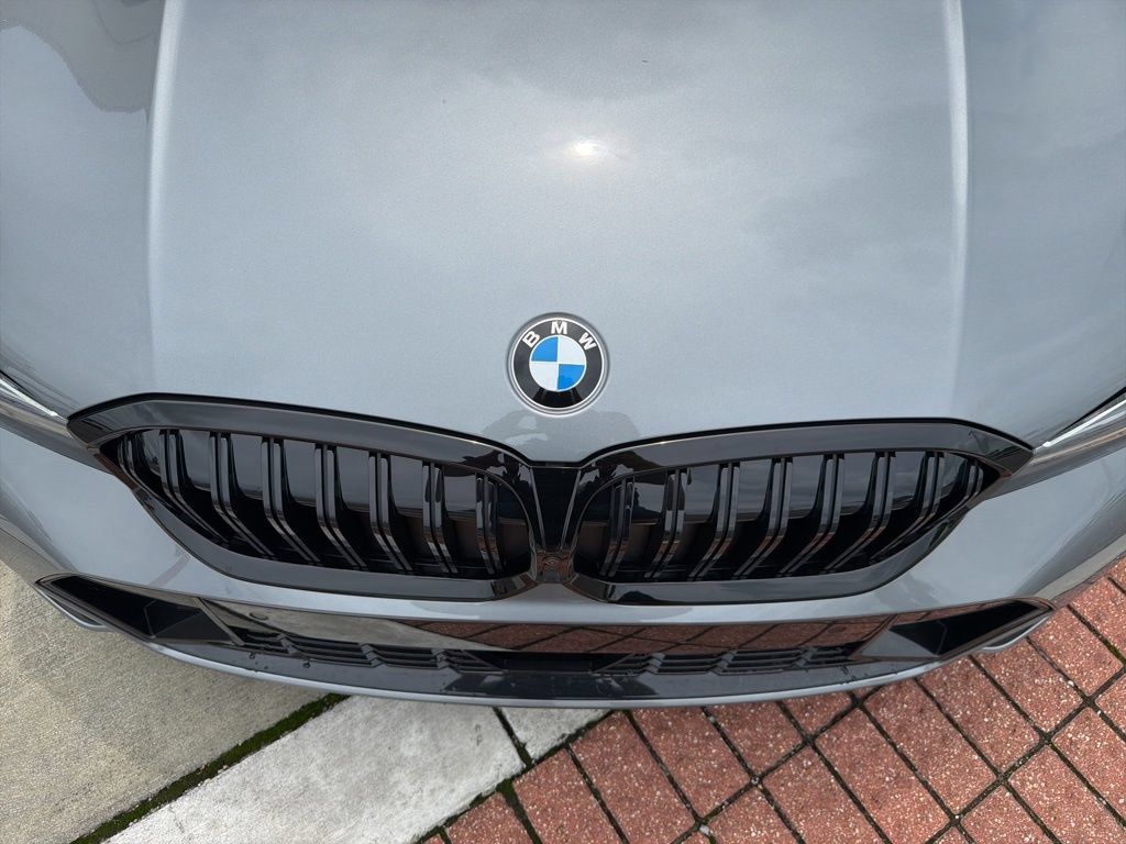 New 2026 BMW 330i Sedan w/ M Sport Package RWD image 12
