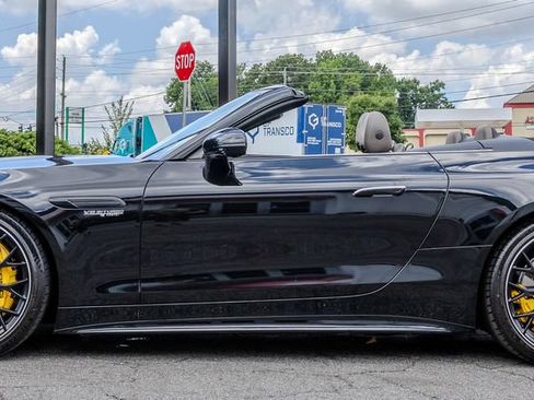 Used 2022 Mercedes-Benz SL 55 AMG 4MATIC image 4