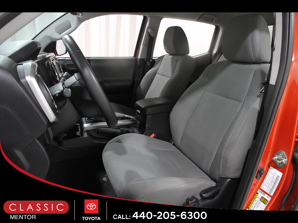 Used 2017 Toyota Tacoma SR5 w/ Tow Package AWD/4WD image 5